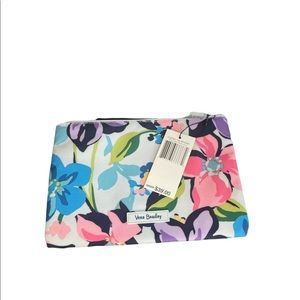 NEW Vera Bradley Lighten Up Wristlet Pouch